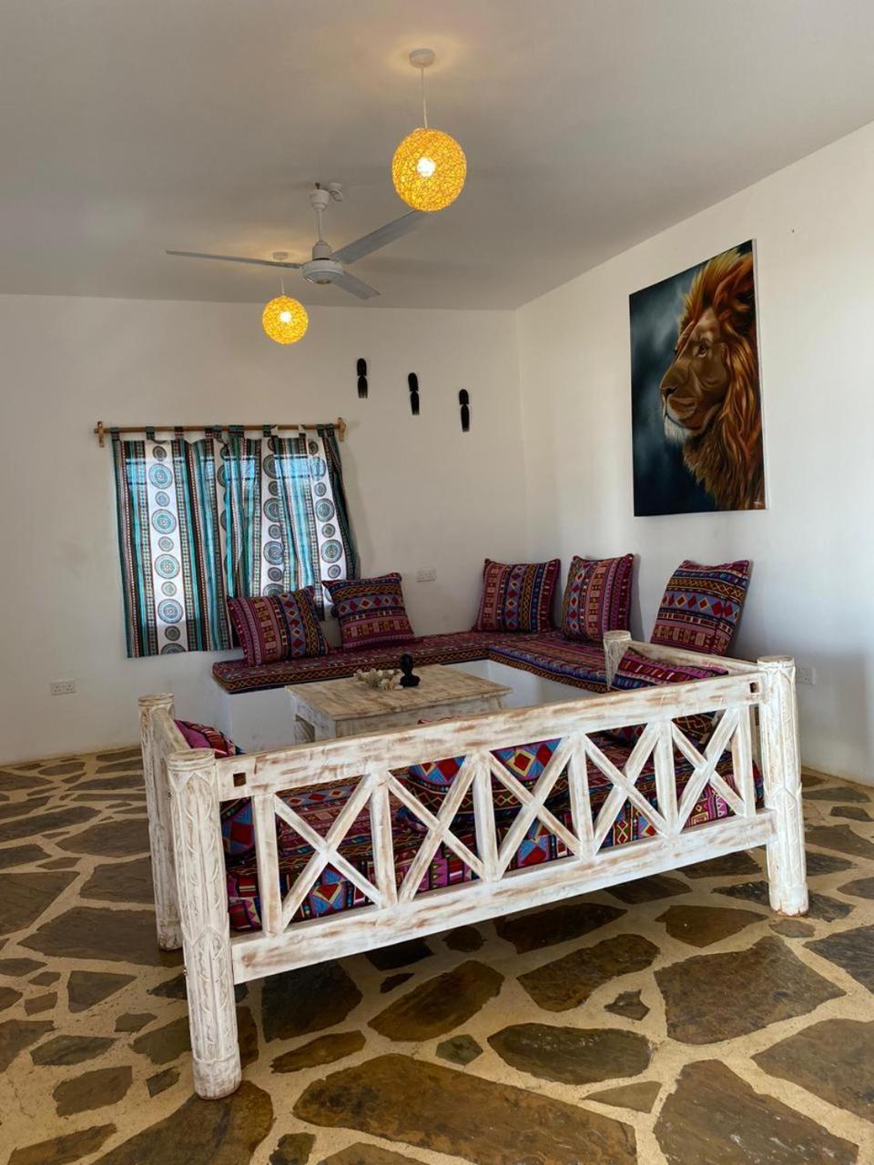 Red Land House Bed & Breakfast Watamu Luaran gambar