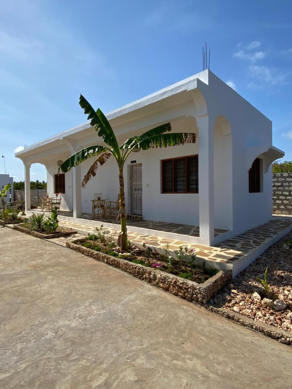 Red Land House Bed & Breakfast Watamu Luaran gambar