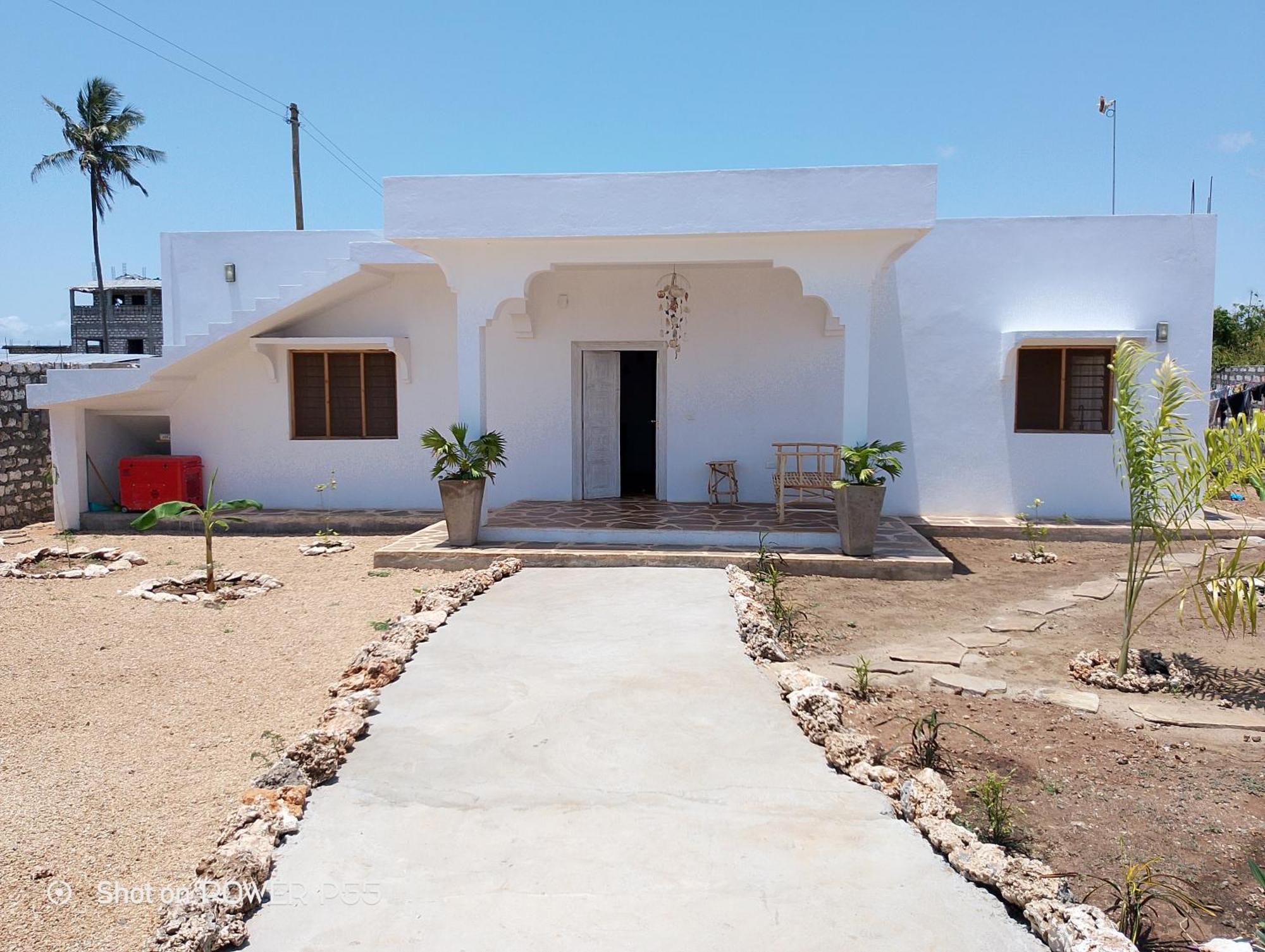 Red Land House Bed & Breakfast Watamu Luaran gambar